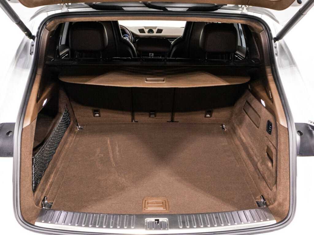 Porsche Cayenne Turbo, 2018 Фото №14