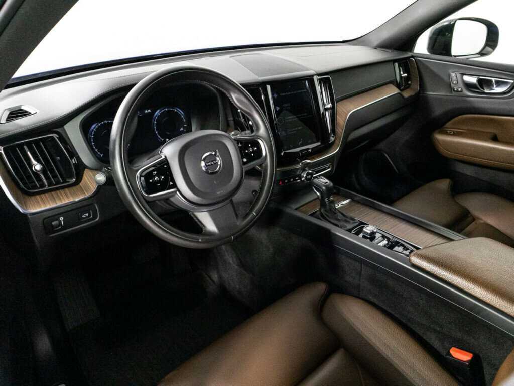 Volvo XC60, 2021 Фото №11