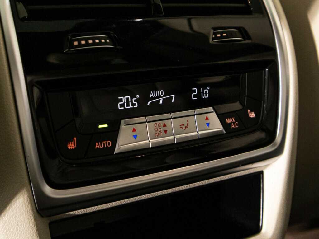 BMW X7 40d, 2020 Фото №31