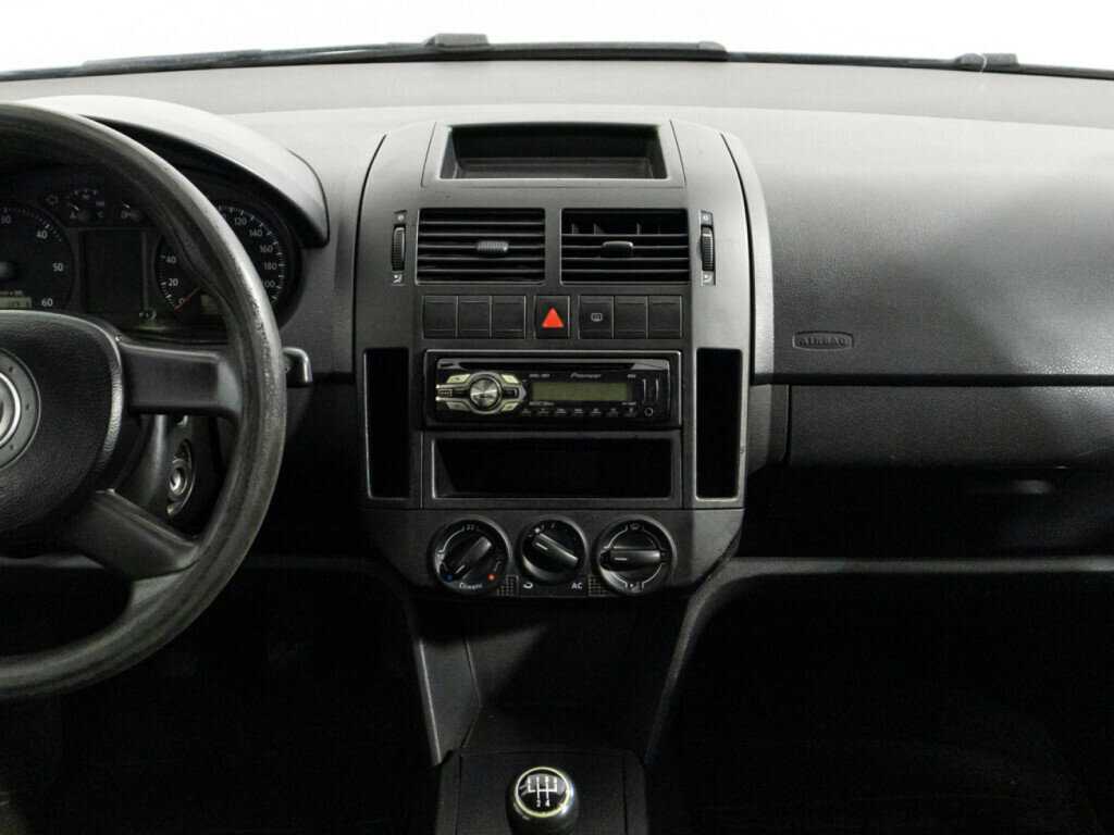 Volkswagen Polo, 2006 Фото №13