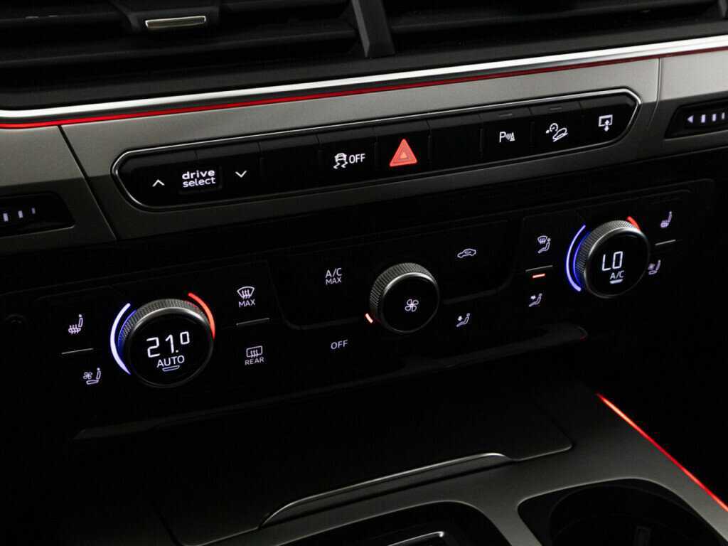 Audi Q7, 2015 Фото №22