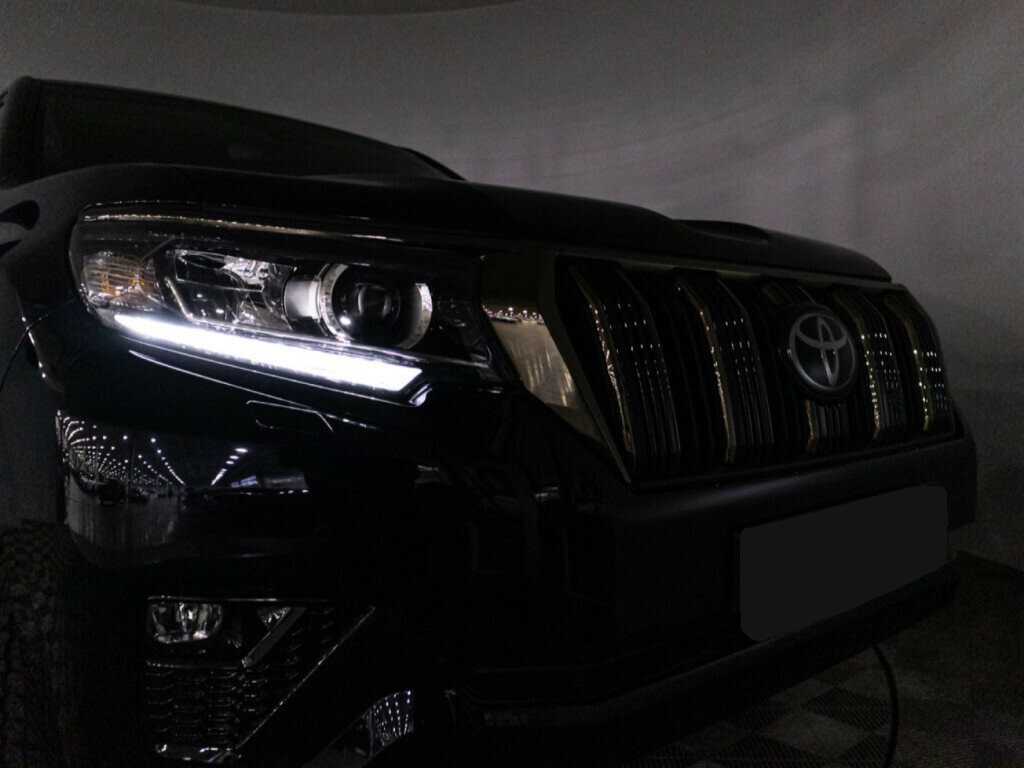 Toyota Land Cruiser Prado, 2022 Фото №28