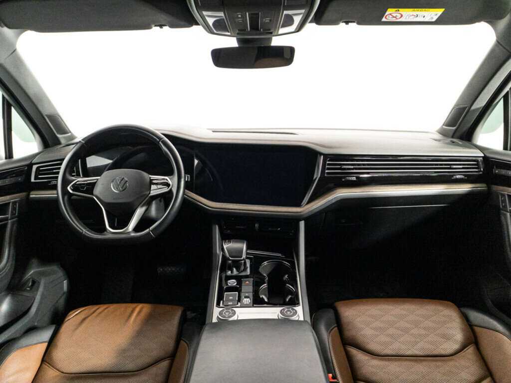 Volkswagen Touareg, 2022 Фото №13