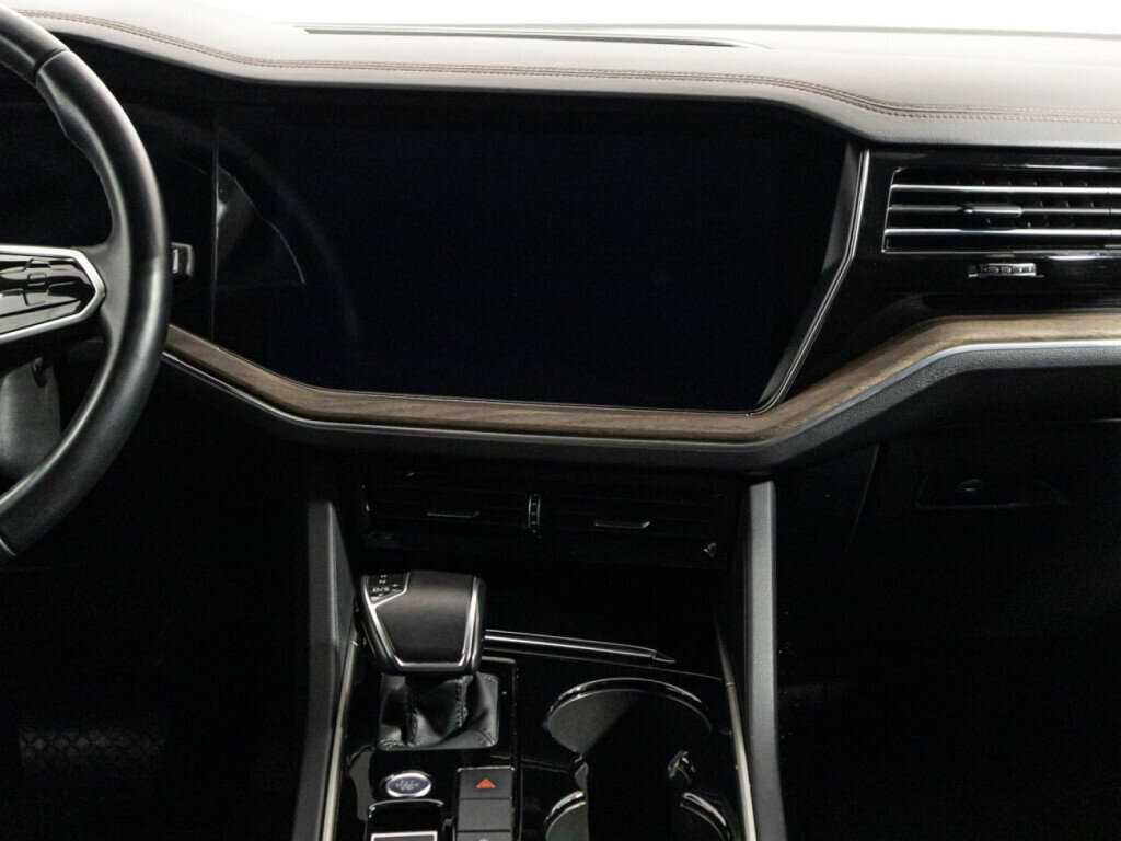 Volkswagen Touareg, 2022 Фото №14