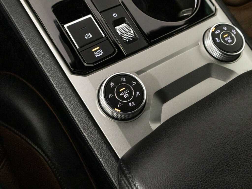 Volkswagen Touareg, 2022 Фото №19