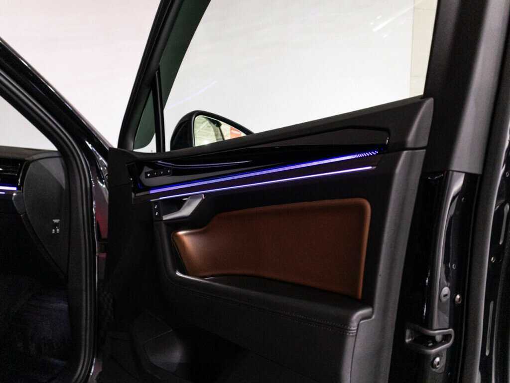 Volkswagen Touareg, 2022 Фото №27