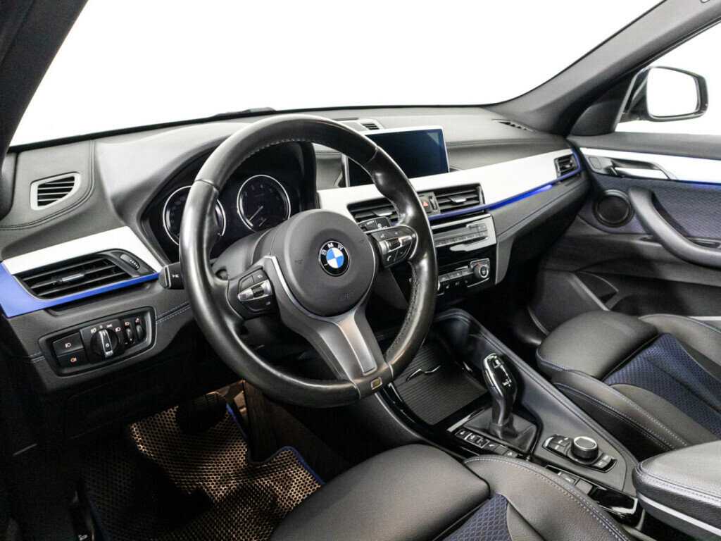 BMW X1 20i xDrive, 2020 Фото №11