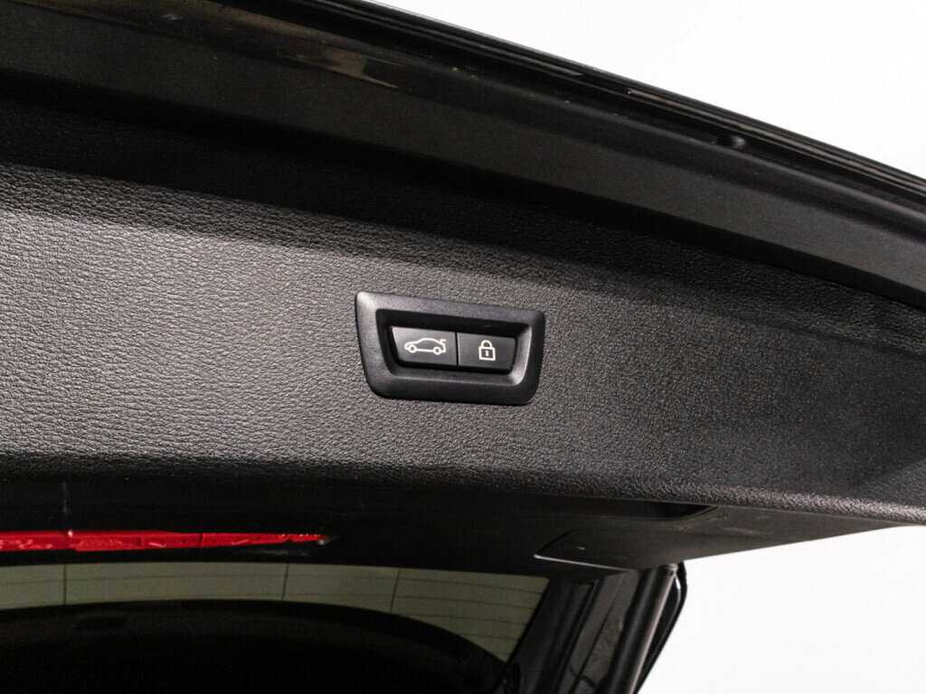 BMW X1 20i xDrive, 2020 Фото №15