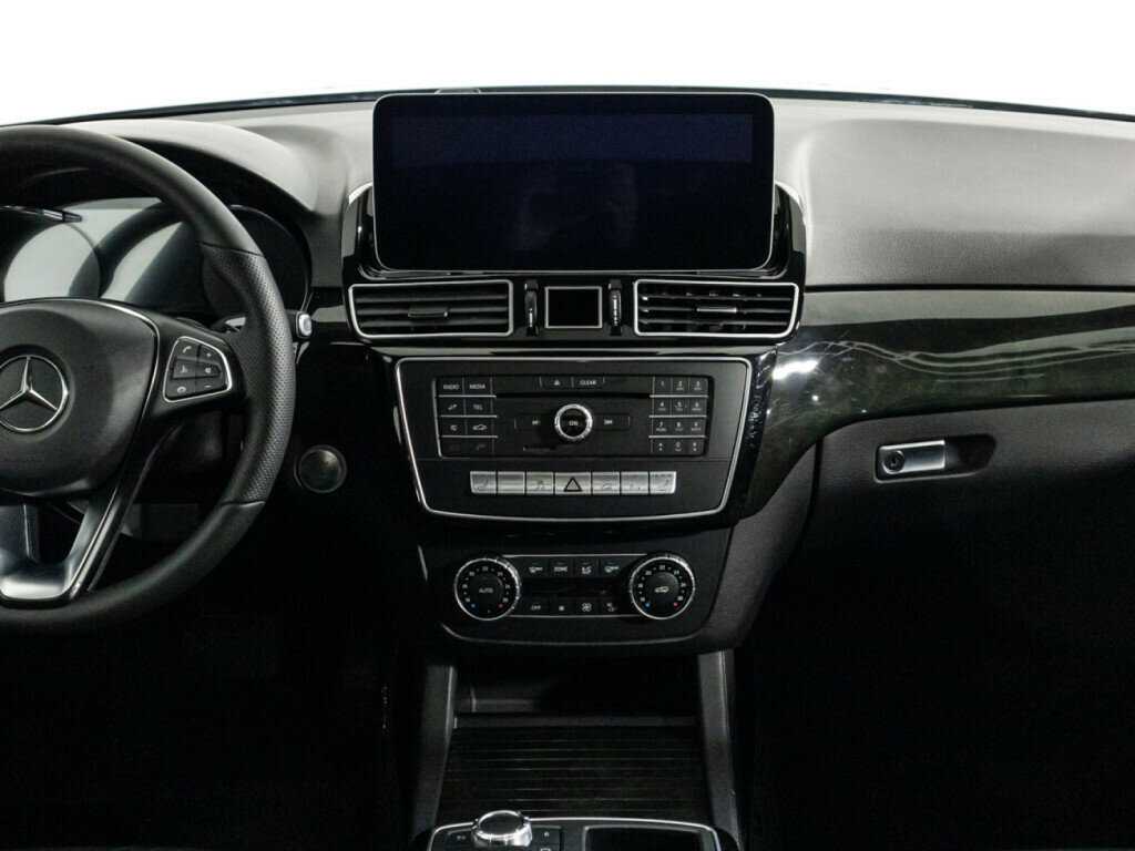 Mercedes-Benz GLE 300, 2017 Фото №14