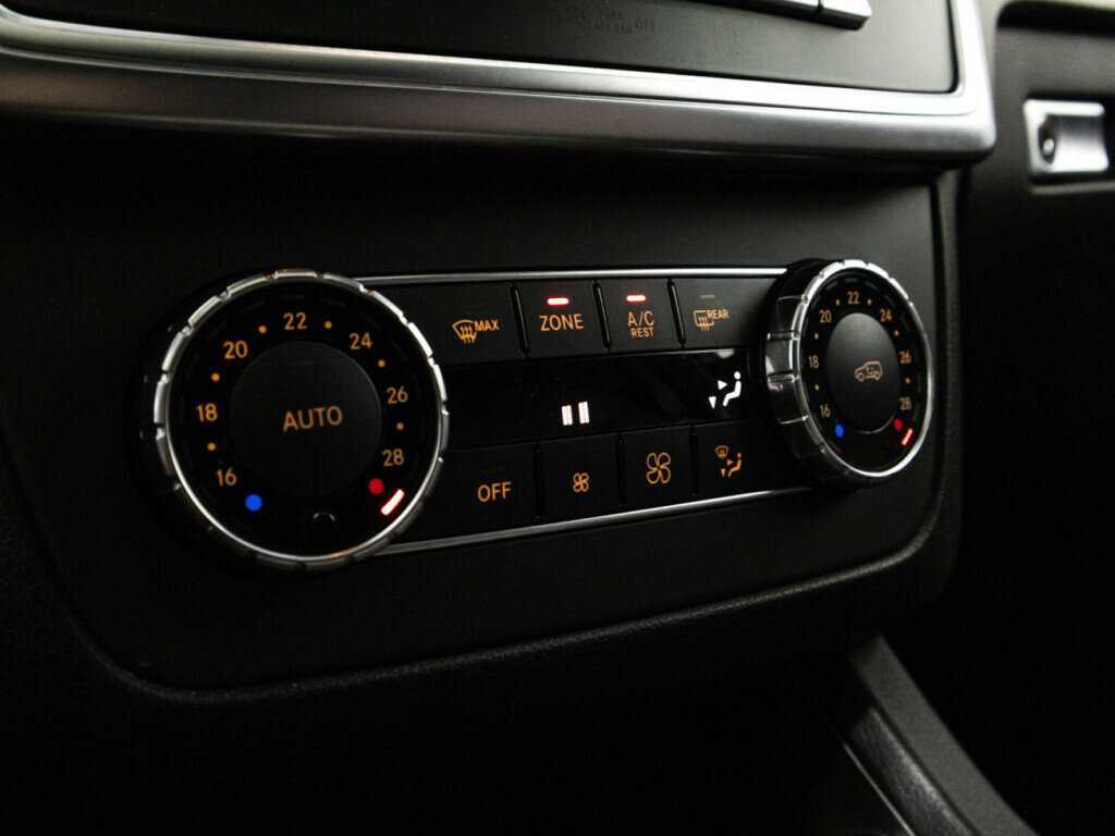 Mercedes-Benz GL-Класс 350 CDI BlueTEC, 2015 Фото №17