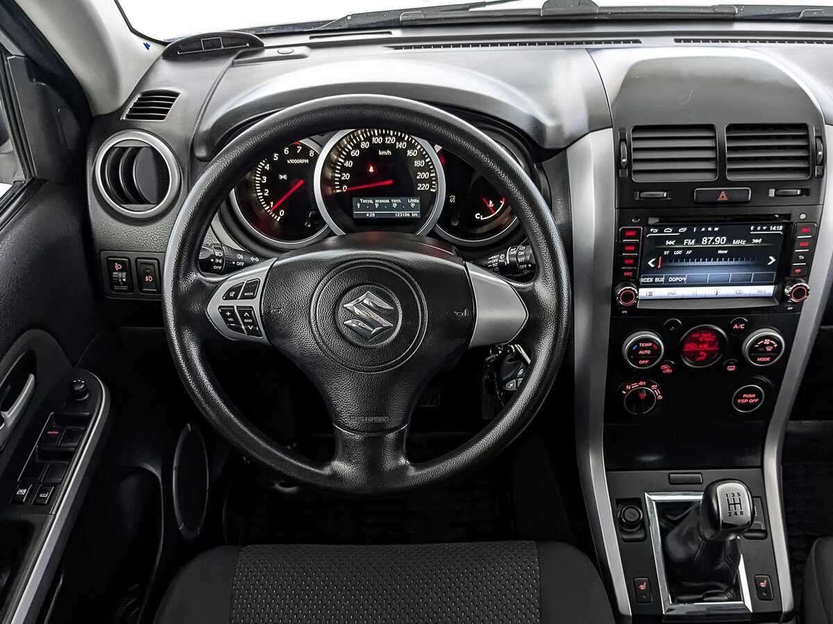Suzuki Grand Vitara, 2010 Фото №25