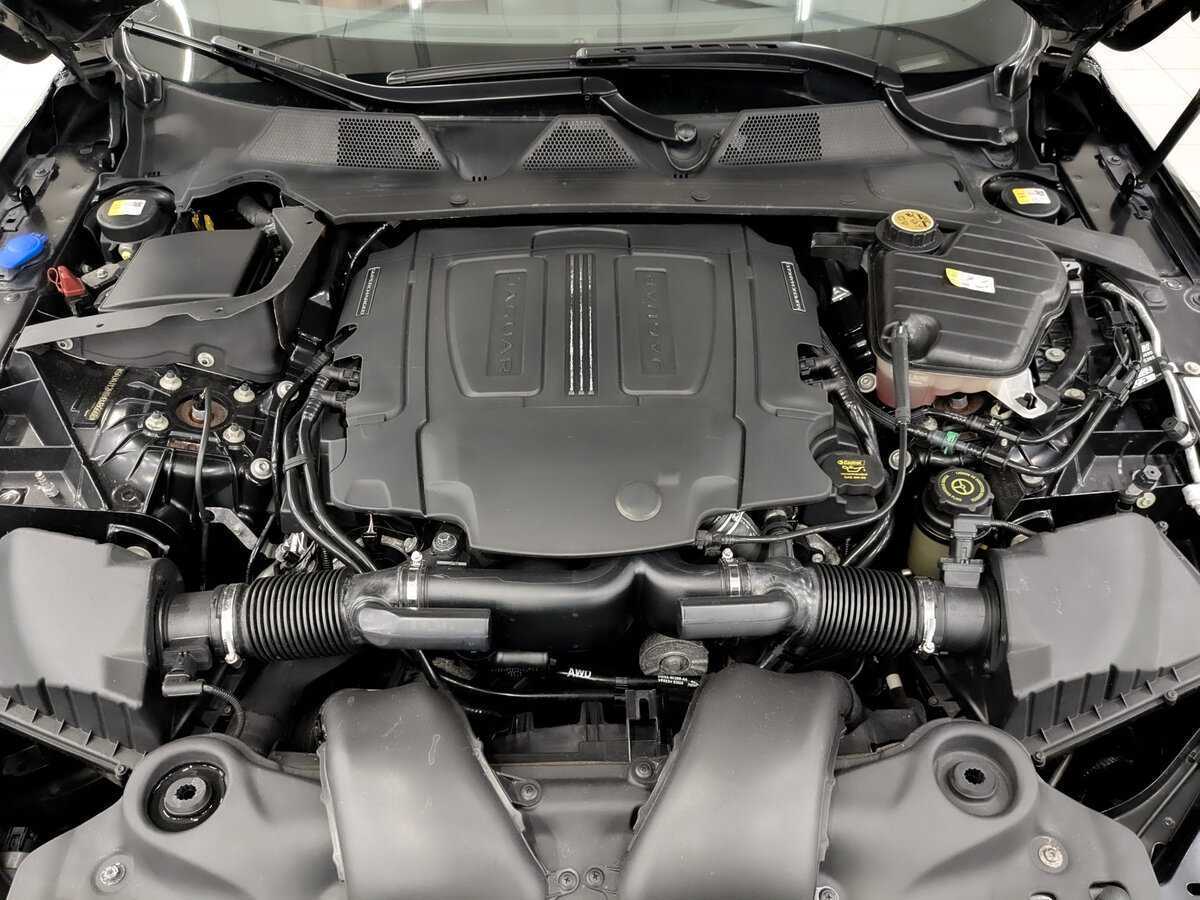 Jaguar XJ, 2017 Фото №9