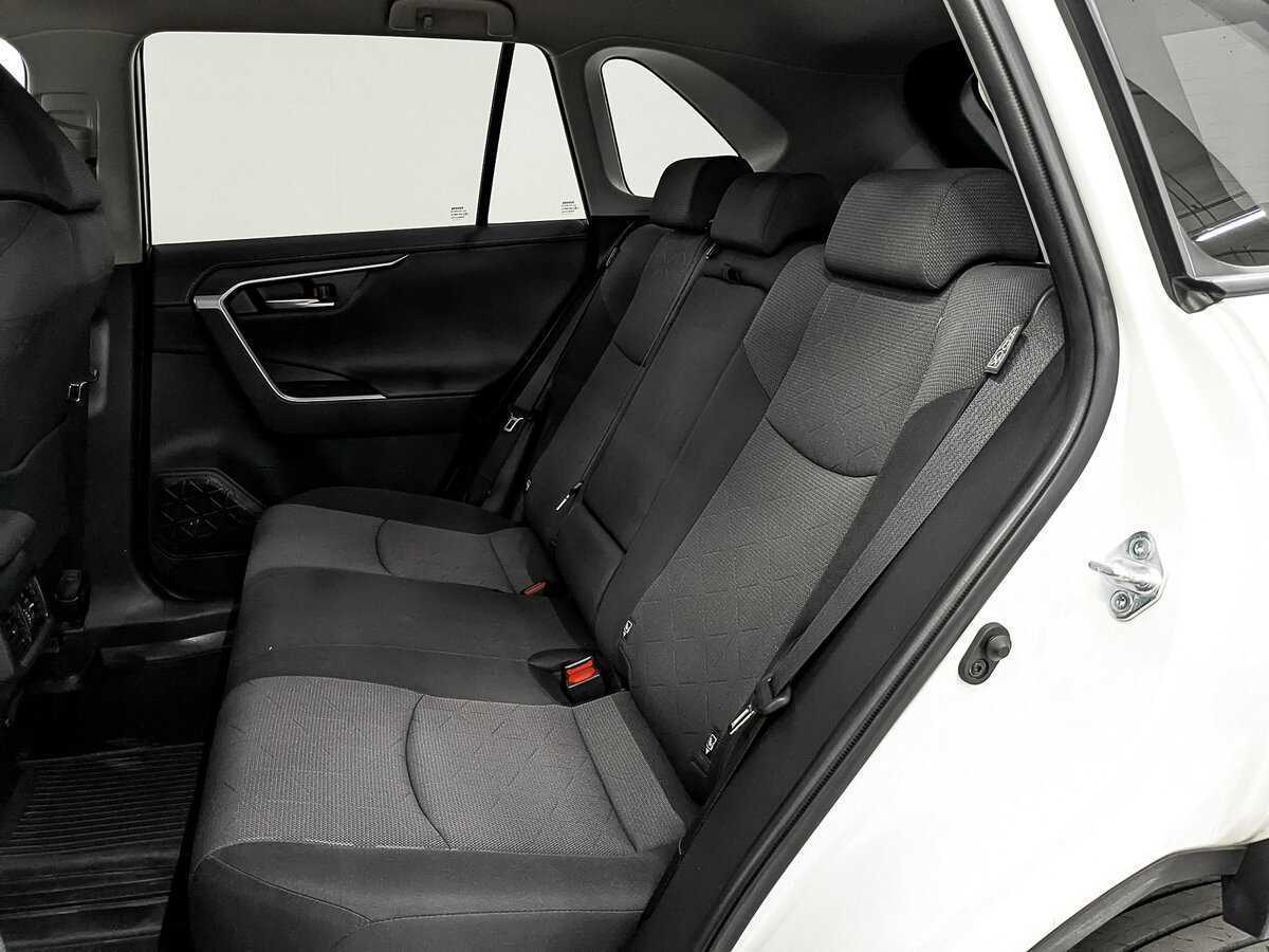 Toyota RAV4, 2020 Фото №18