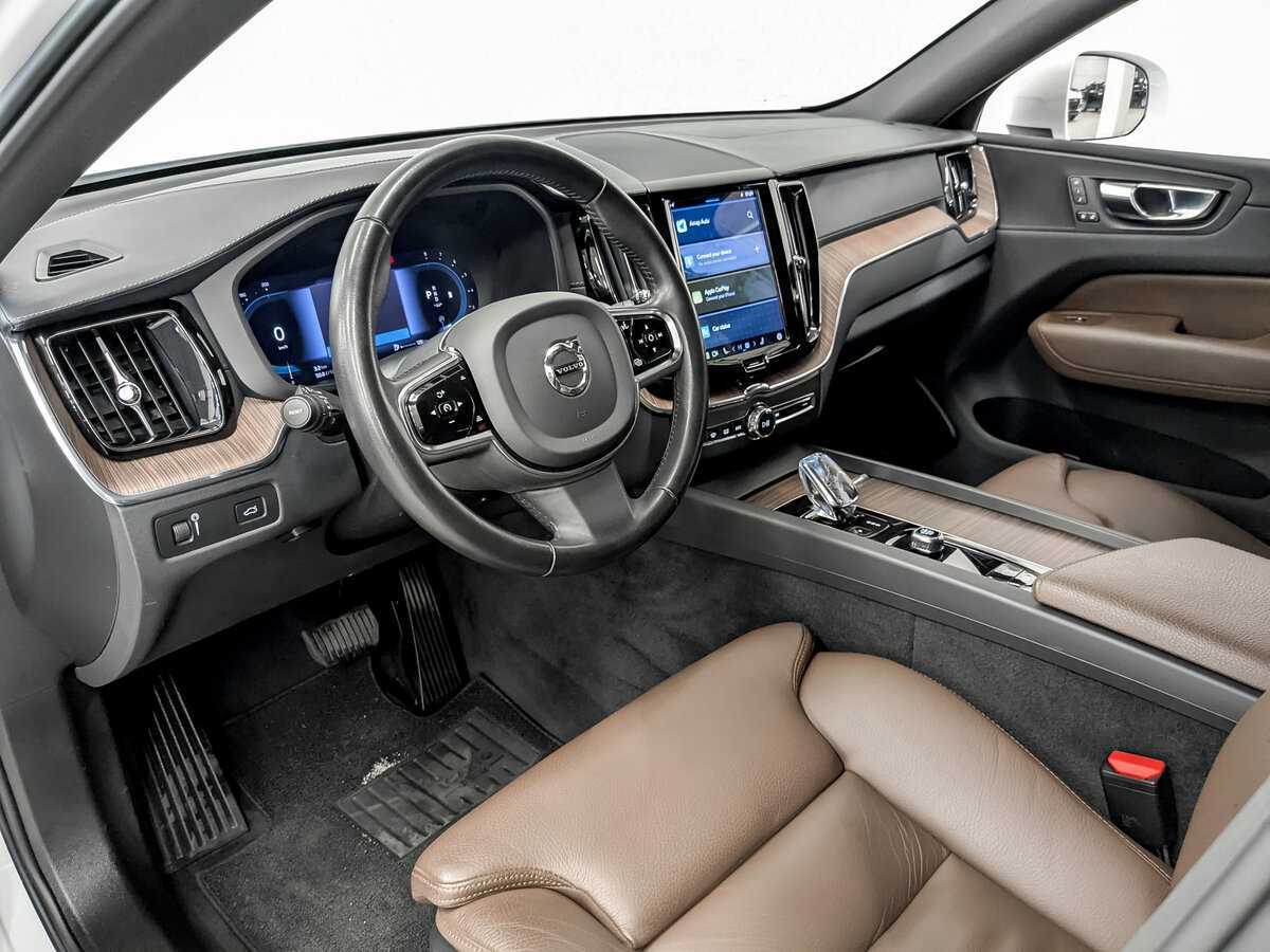 Volvo XC60, 2021 Фото №16
