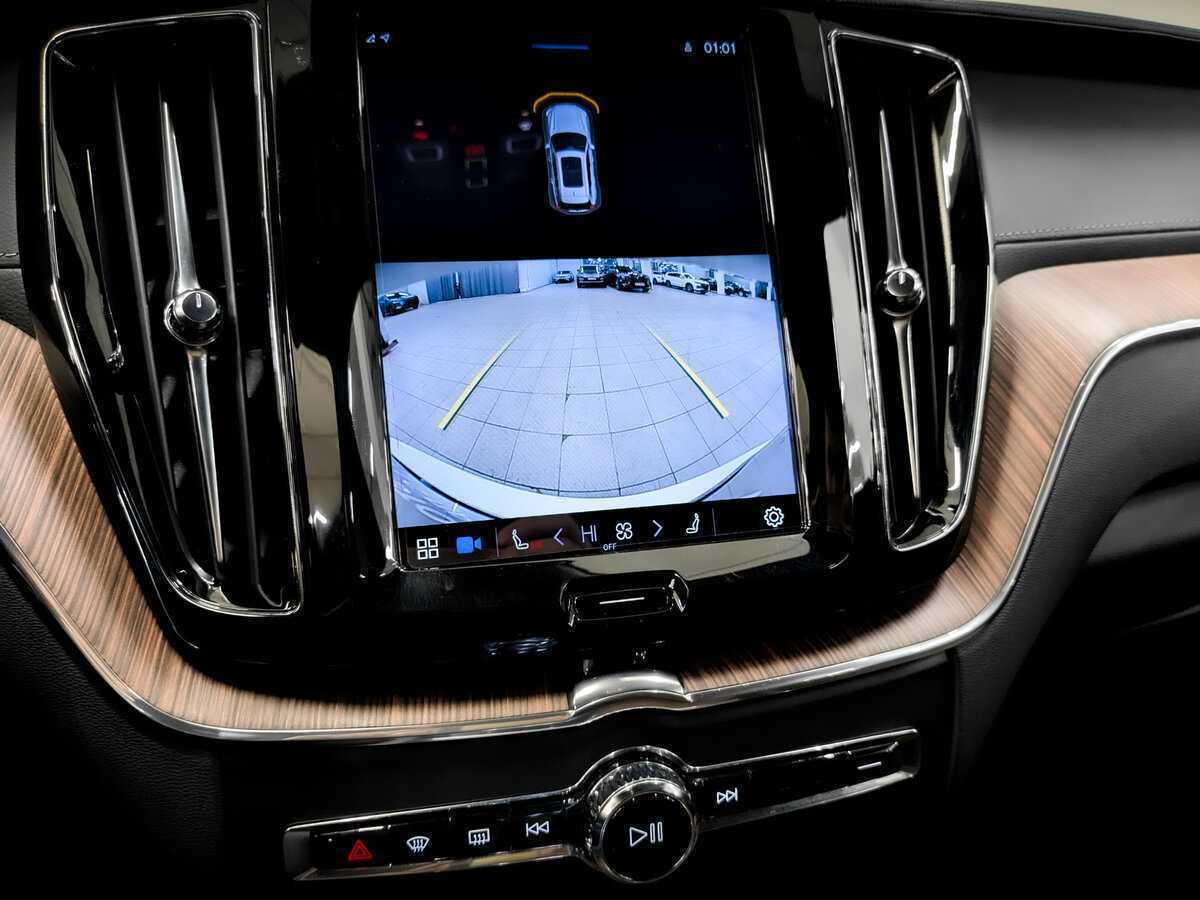 Volvo XC60, 2021 Фото №24