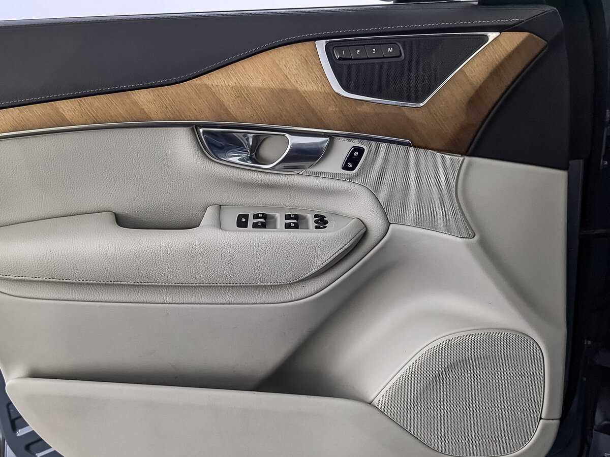Volvo XC90, 2020 Фото №17