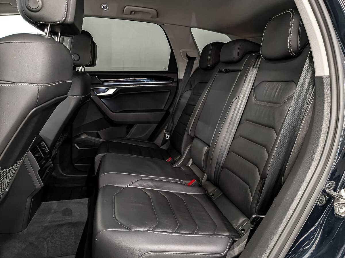 Volkswagen Touareg, 2018 Фото №18