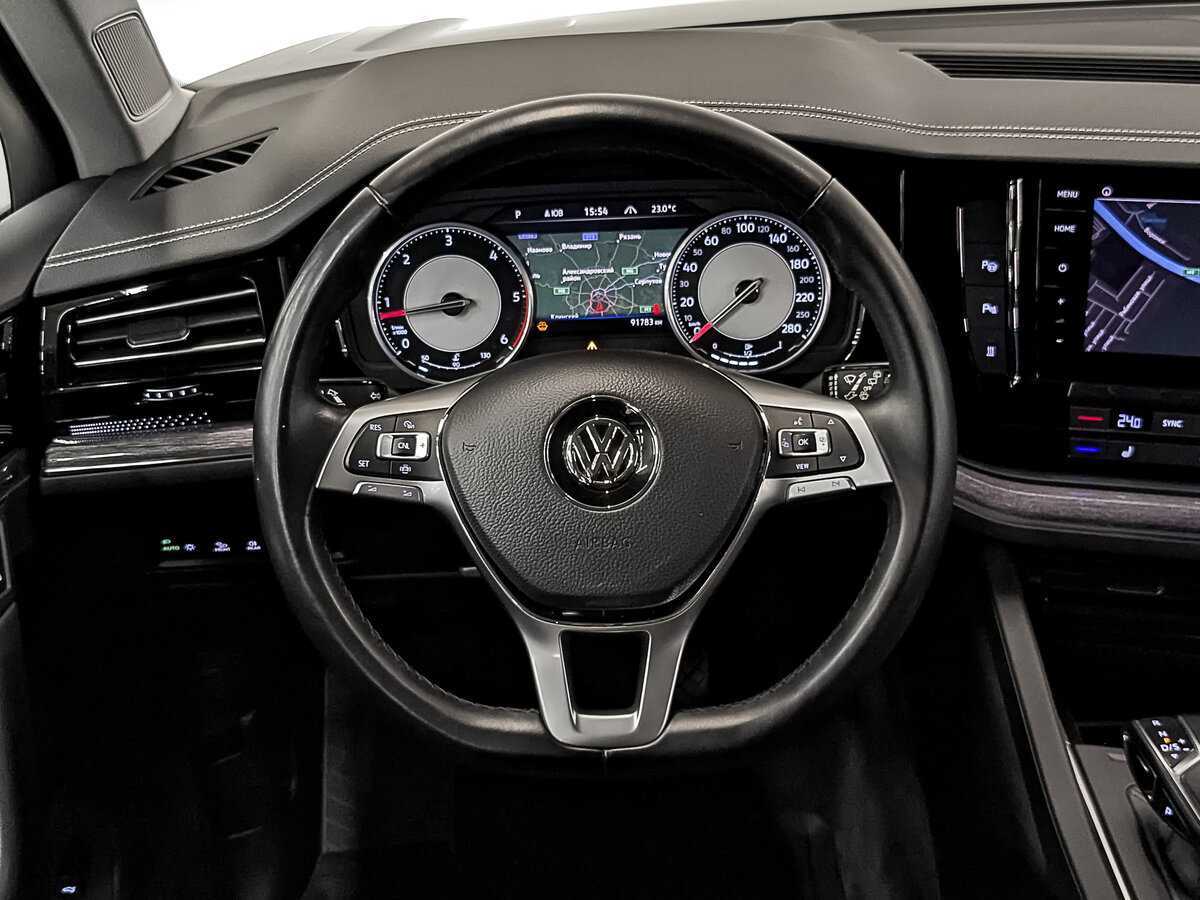 Volkswagen Touareg, 2018 Фото №22