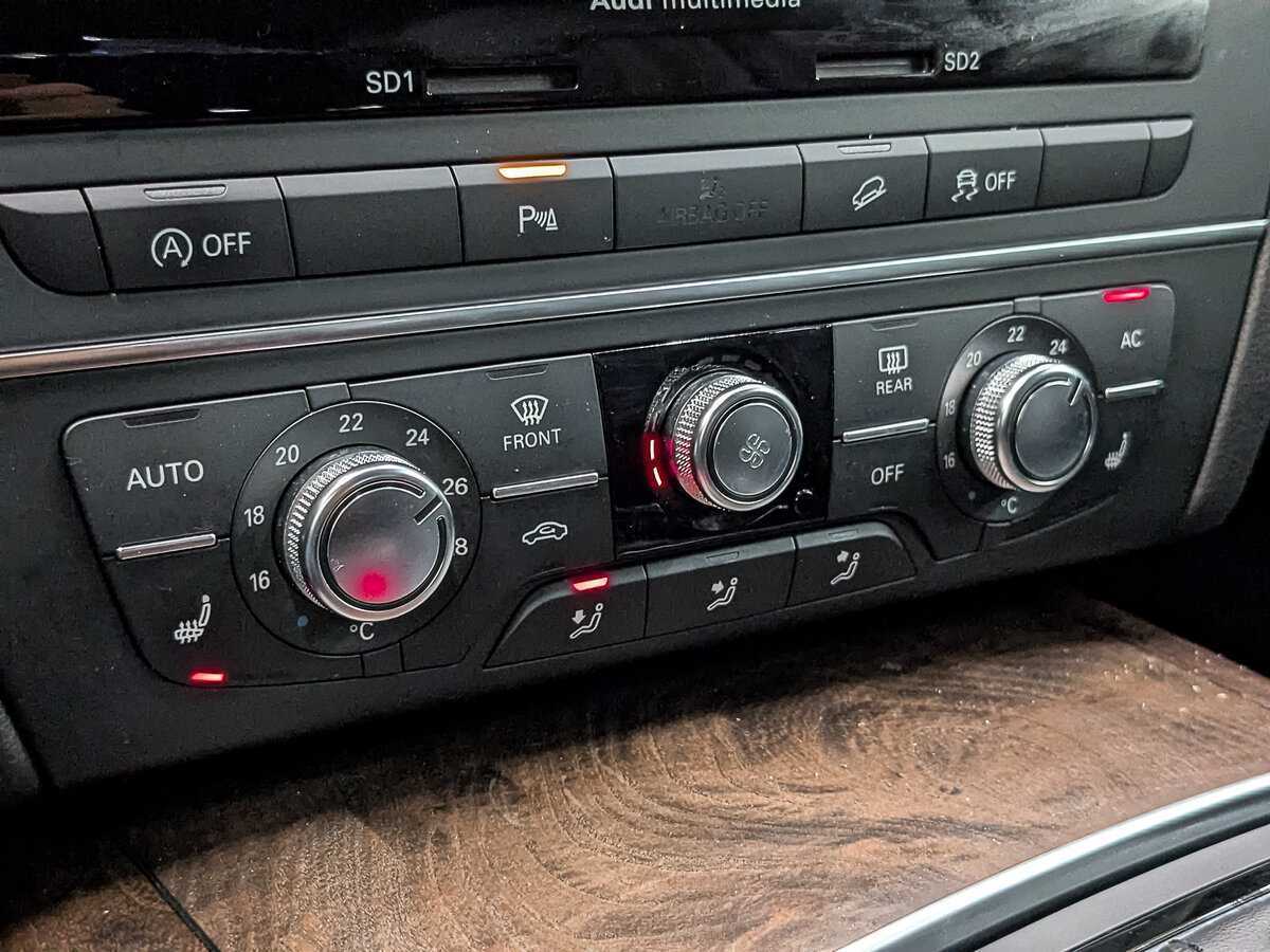 Audi A6 allroad, 2012 Фото №19