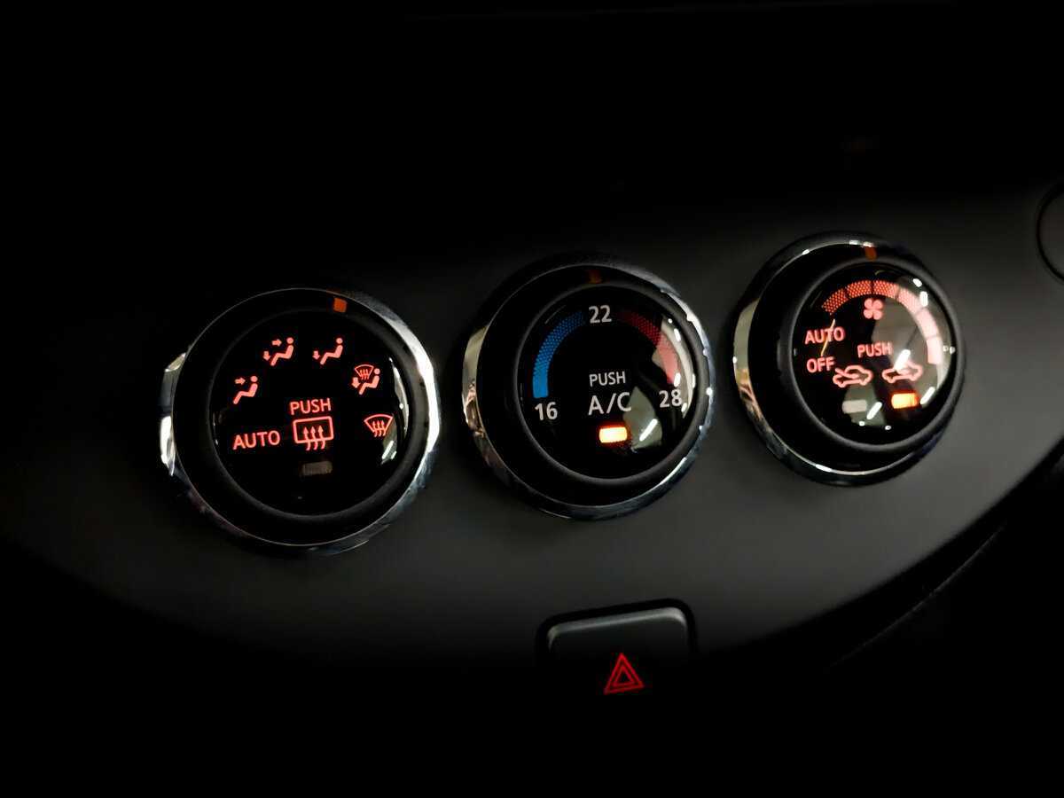 Nissan Note, 2013 Фото №25