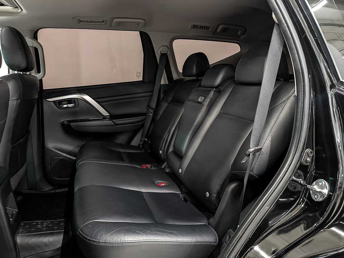 Mitsubishi Montero Sport, 2021 Фото №16