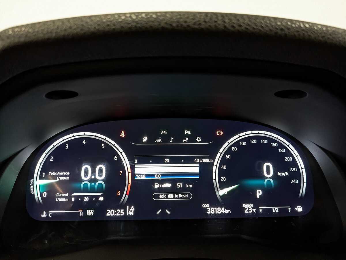 Toyota Camry, 2023 Фото №16