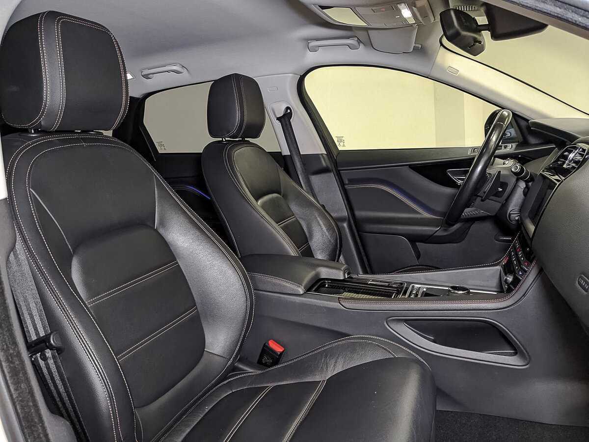 Jaguar F-Pace, 2018 Фото №22