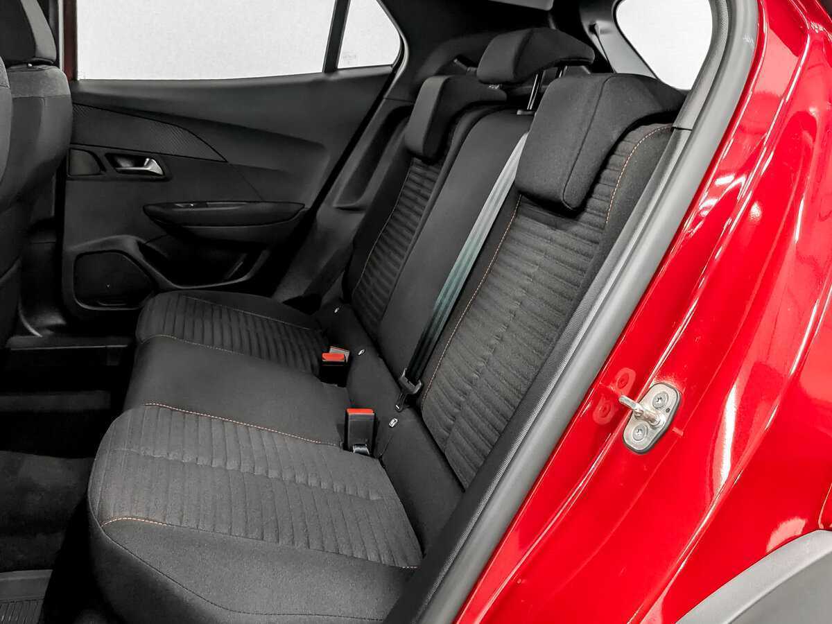 Peugeot 2008 6AT, 2022 Фото №12