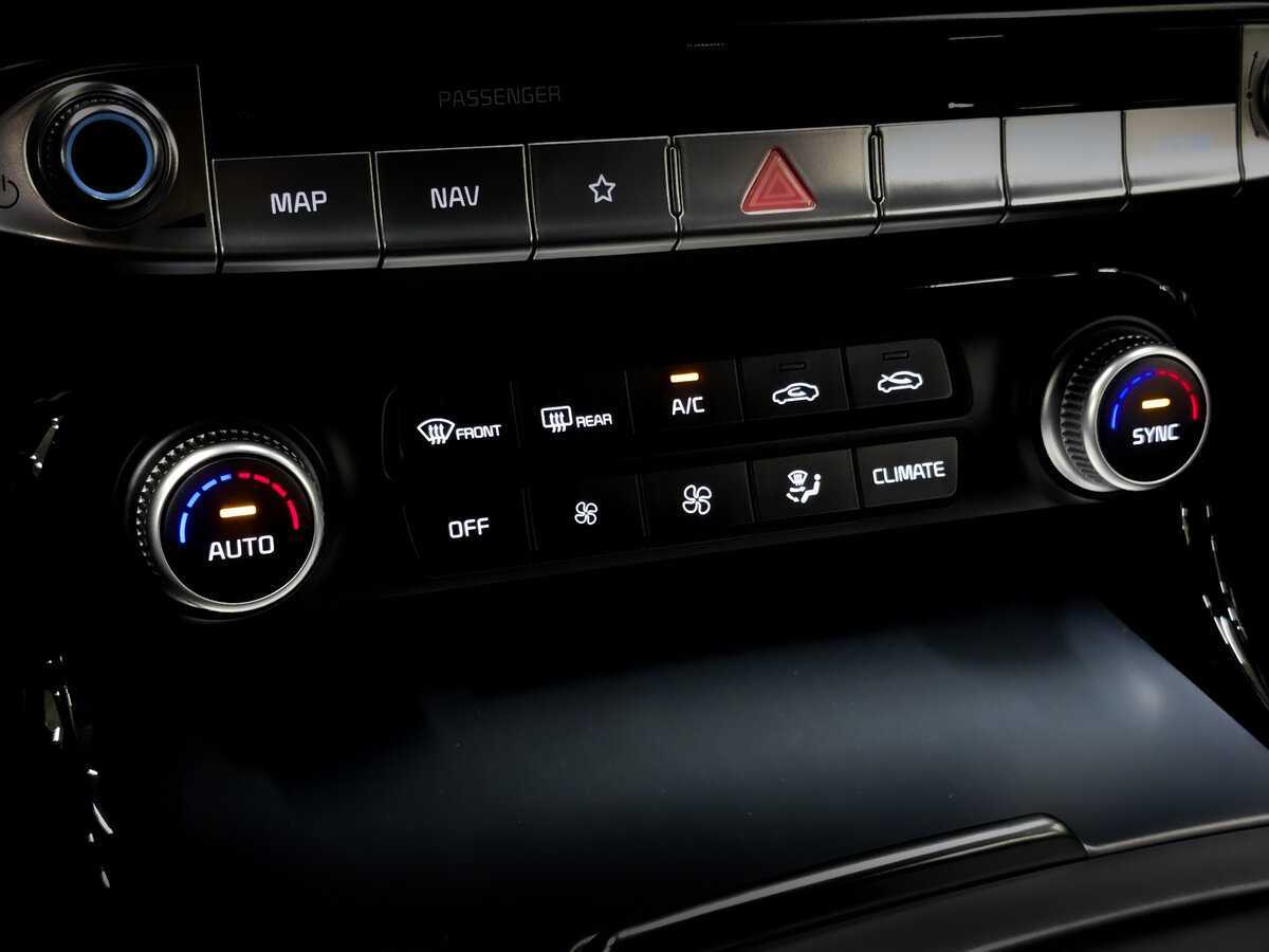 Kia Stinger, 2021 Фото №27