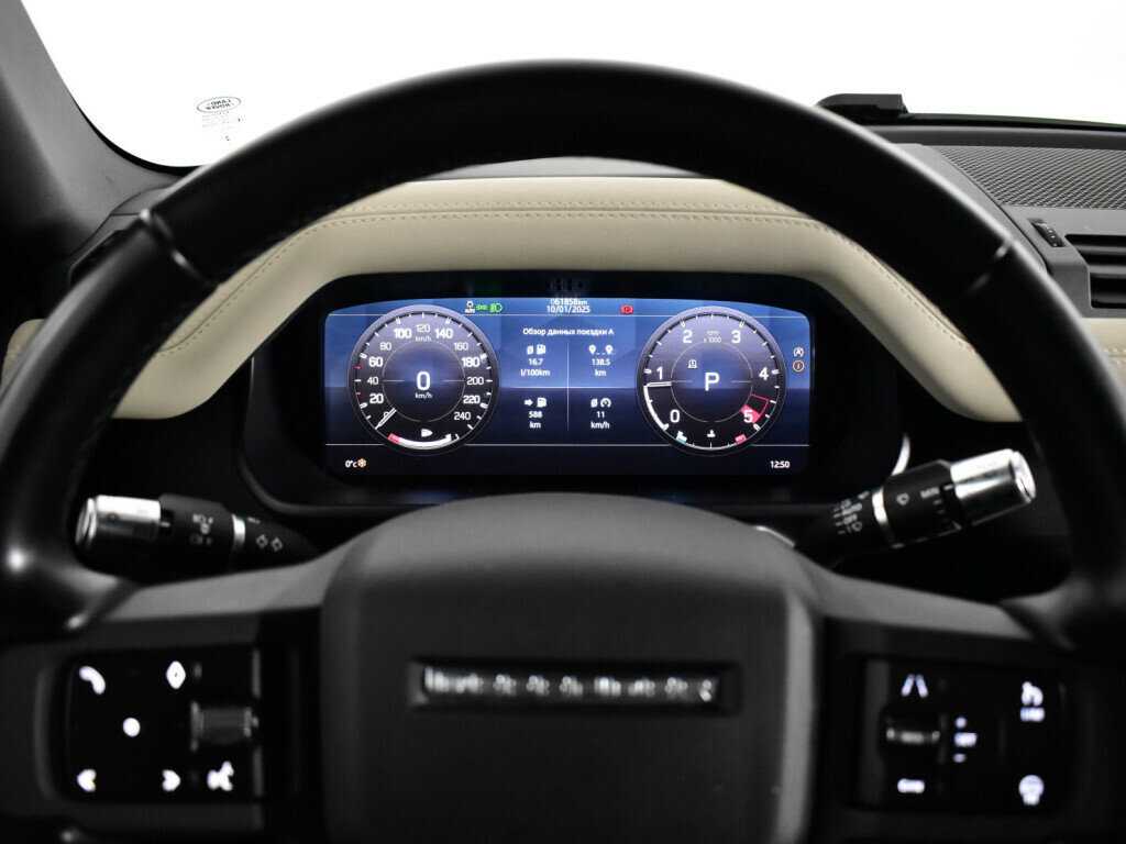 Land Rover Defender 110, 2021 Фото №11