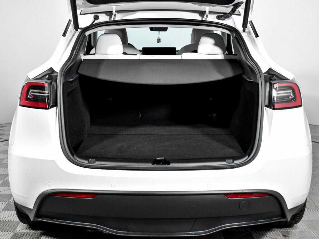 Tesla Model Y Performance, 2022 Фото №9