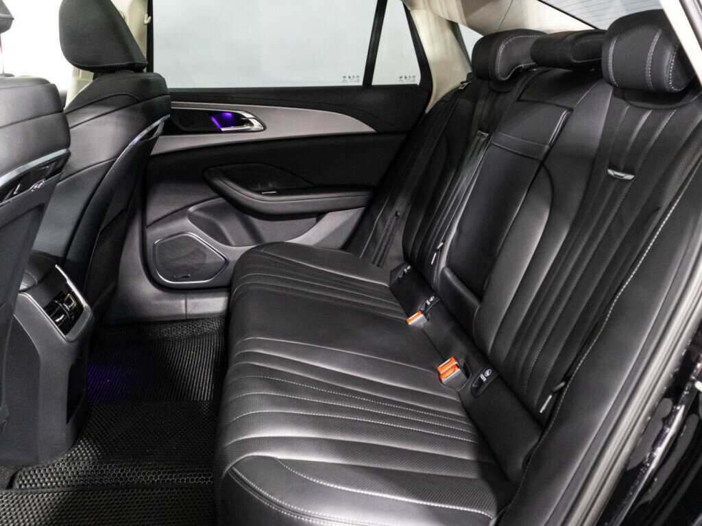 Hongqi H5, 2023 Фото №10