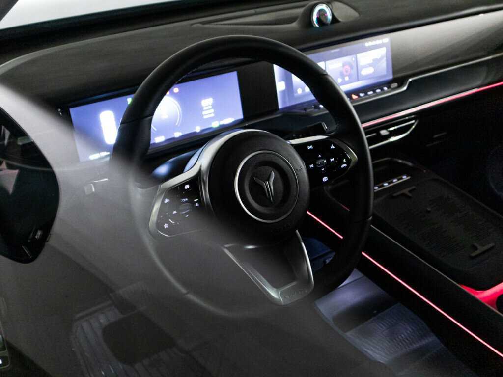 Voyah Free, 2023 Фото №38