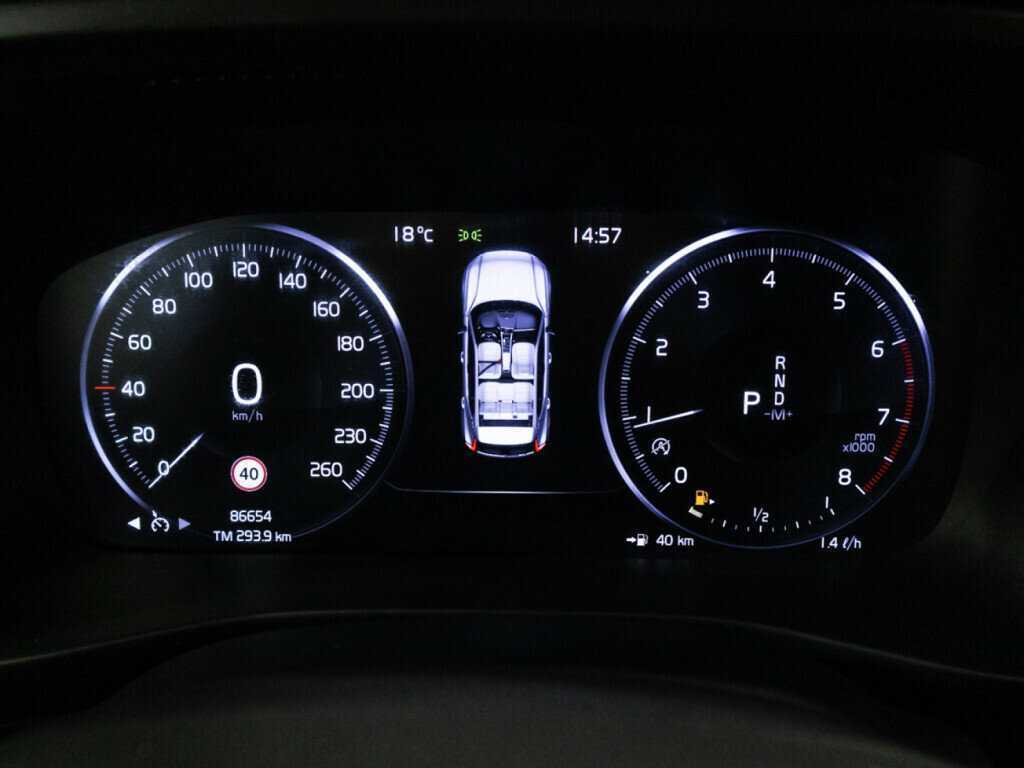 Volvo XC40, 2021 Фото №12