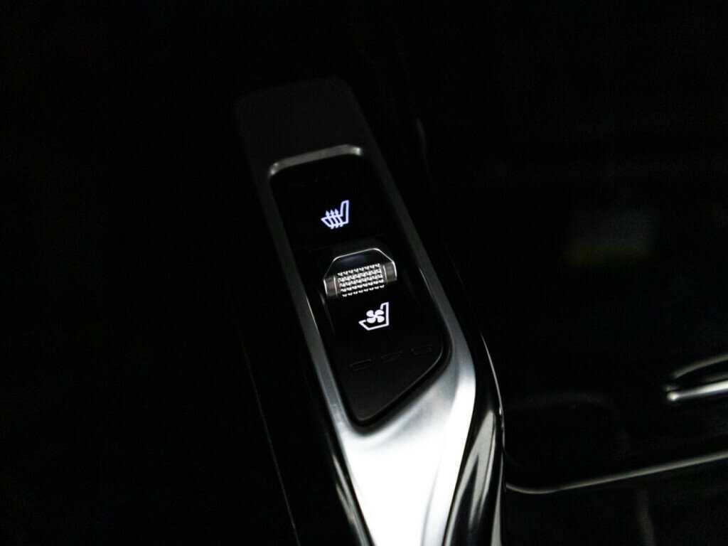 Kia Sorento, 2022 Фото №21