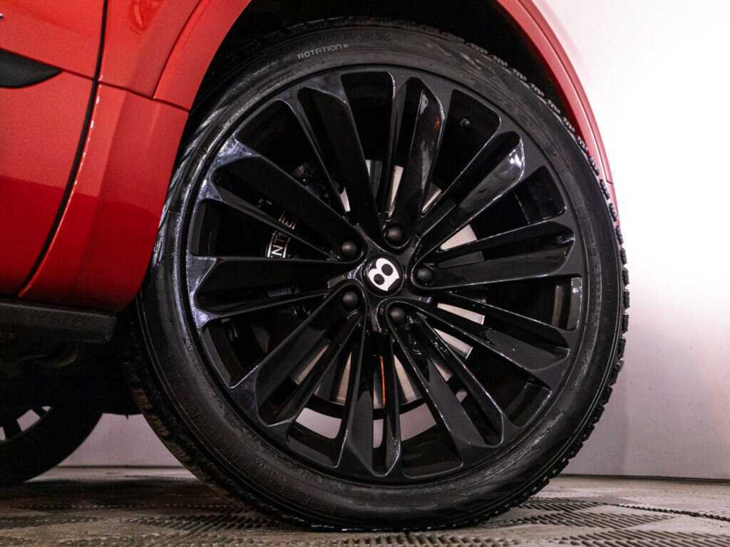 Bentley Bentayga Speed, 2020 Фото №35