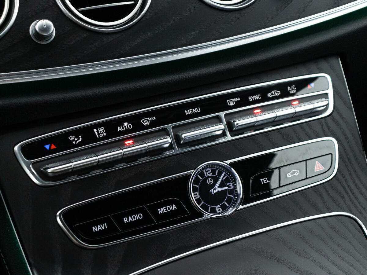 Mercedes-Benz E-Класс 200, 2019 Фото №16