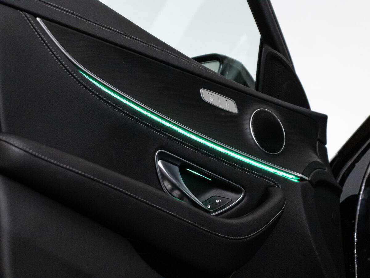 Mercedes-Benz E-Класс 200, 2019 Фото №28