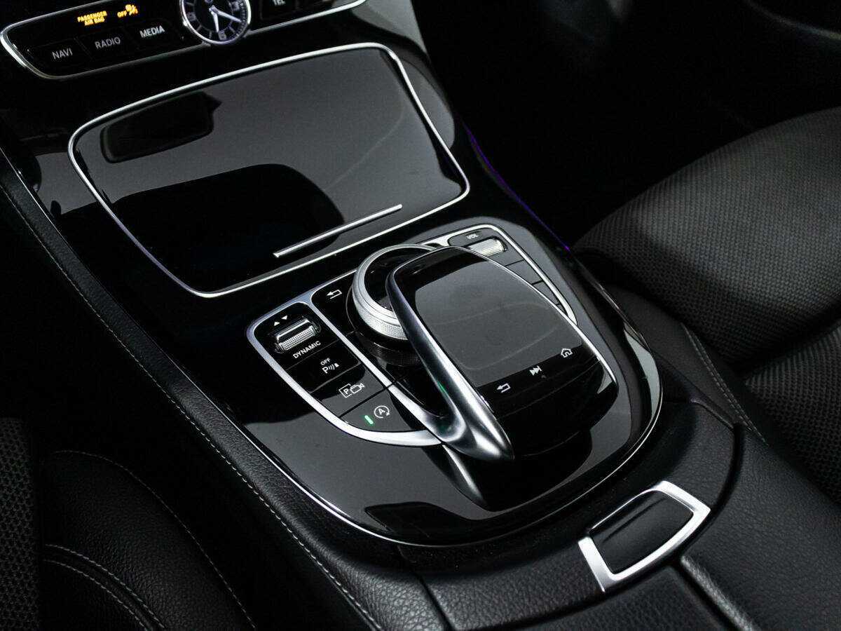 Mercedes-Benz E-Класс 220 d, 2017 Фото №17