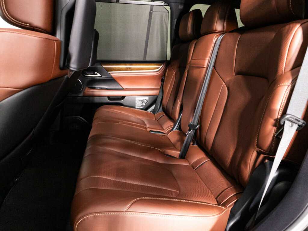 Lexus LX 570, 2018 Фото №10