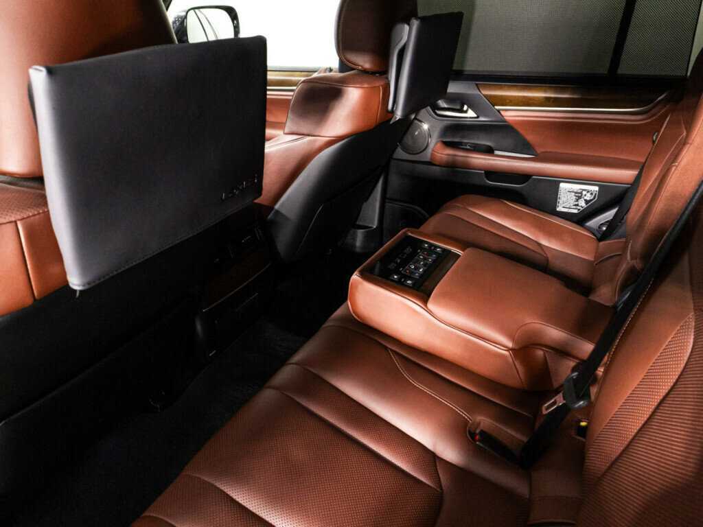 Lexus LX 570, 2018 Фото №23