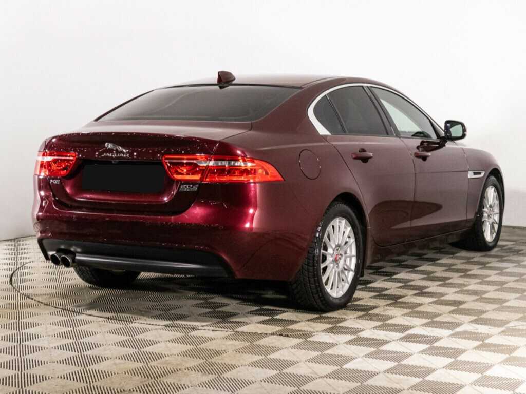 Jaguar XE, 2017 Фото №5