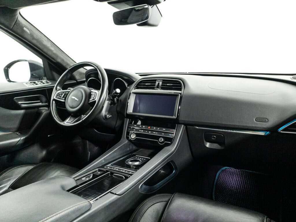 Jaguar F-Pace, 2019 Фото №9