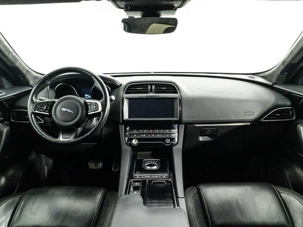 Jaguar F-Pace, 2019 Фото №13