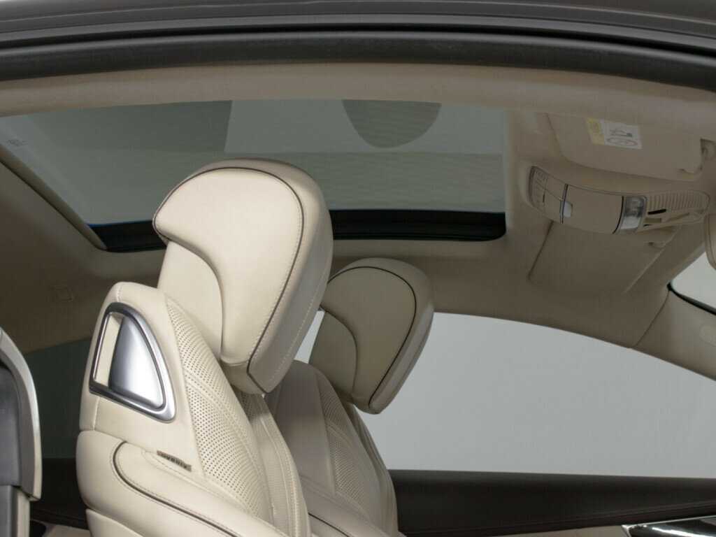 Mercedes-Benz S-Класс AMG 63 AMG, 2015 Фото №13