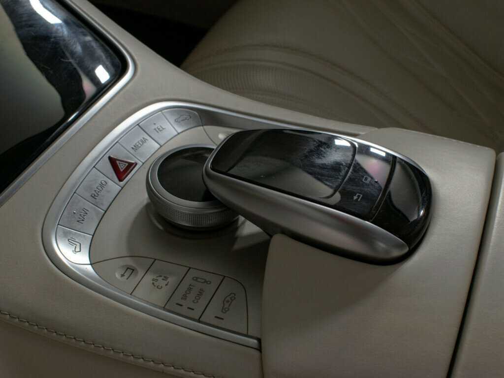 Mercedes-Benz S-Класс AMG 63 AMG, 2015 Фото №16