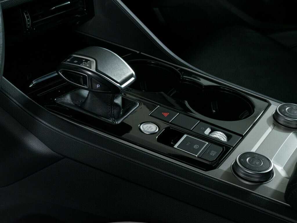 Volkswagen Touareg, 2019 Фото №18