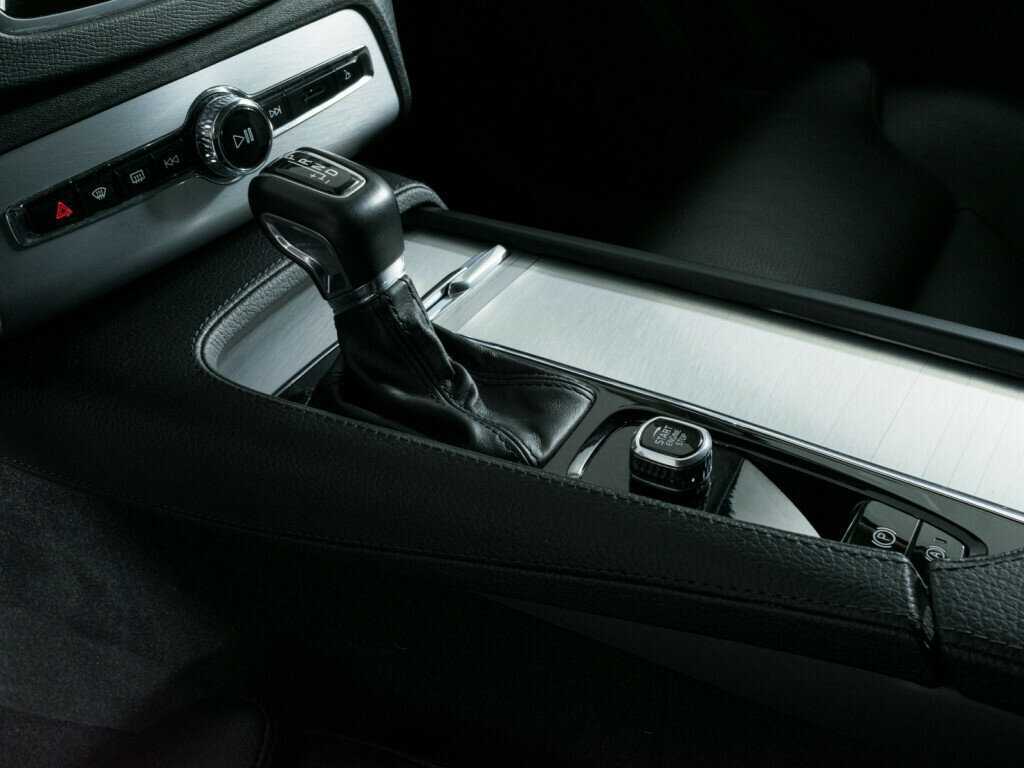 Volvo XC90, 2018 Фото №16