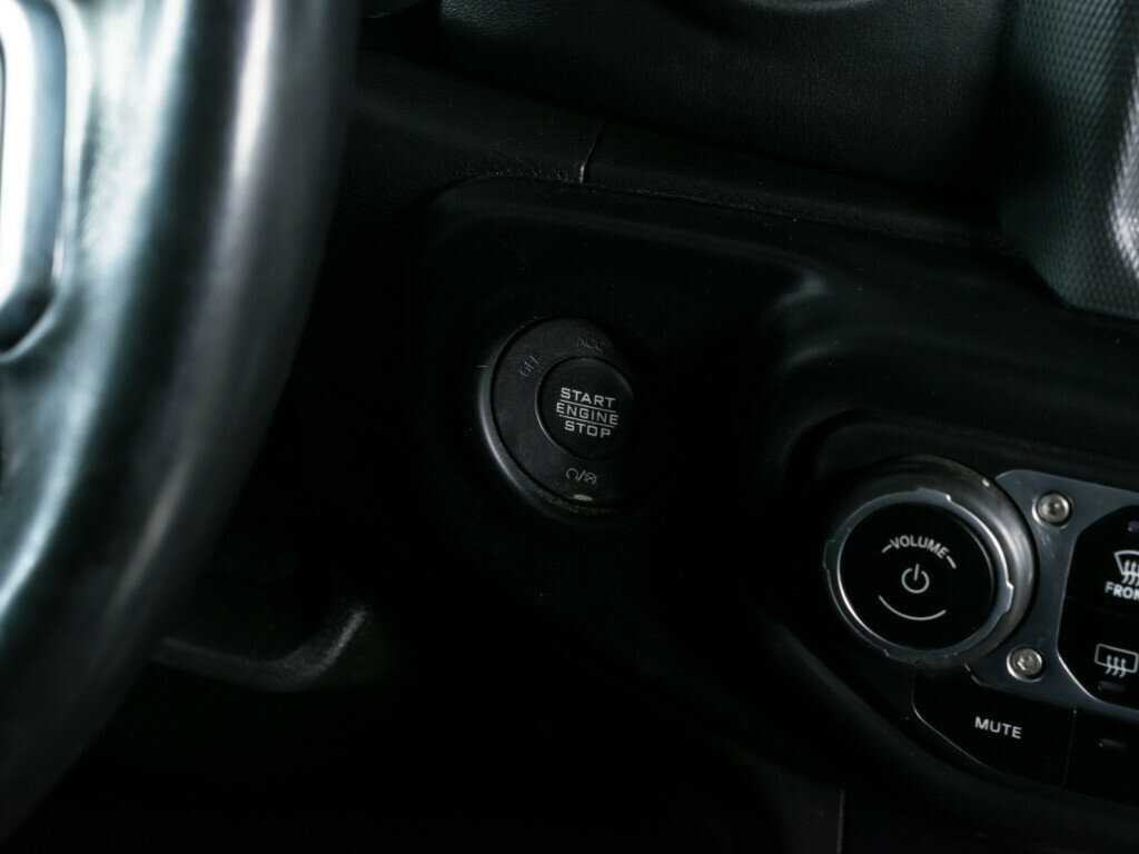 Jeep Wrangler, 2021 Фото №14