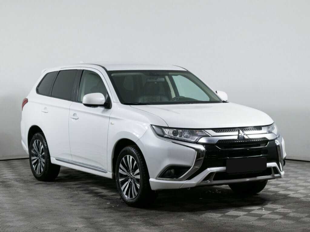 Mitsubishi Outlander, 2022 - 15 700 км. | Фото №3